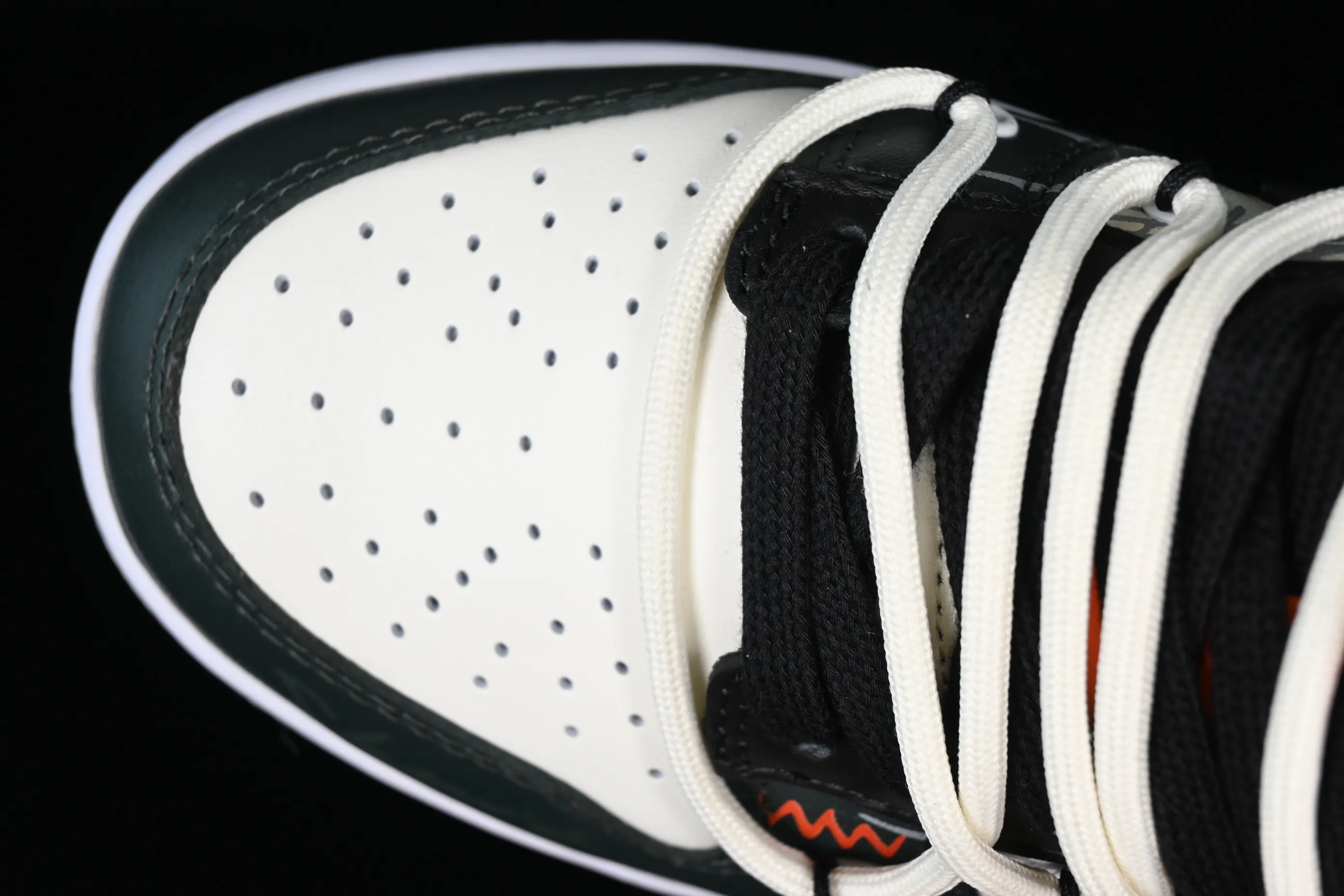 All Categories Nk SB Dunk Series Nk SB Dunk Low Low-top Sneakers Nk Dunk Low Panda Prank Slide Track Crack Skater SB Strap Low-top Casual Sneakers DD1391-300